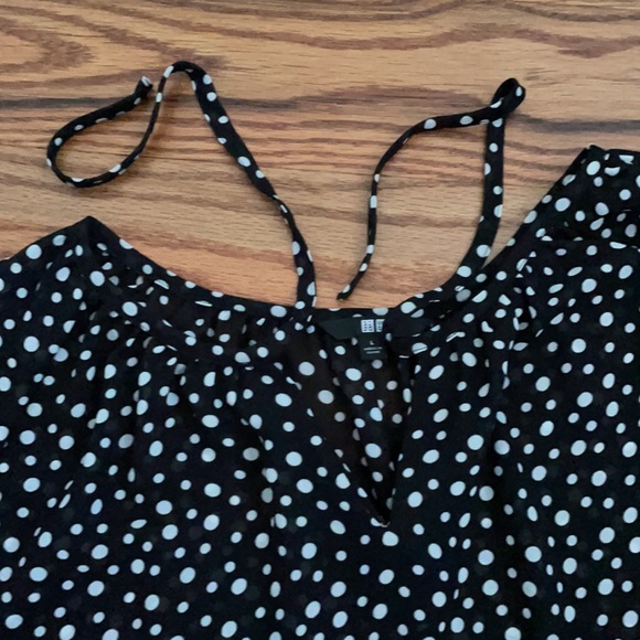 Uniqlo 3/4 Sleeve Blouse - Picture 2 of 3